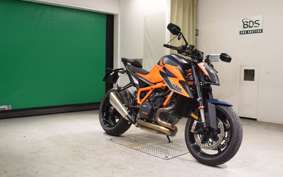 KTM 1290 SUPER DUKE R 2021