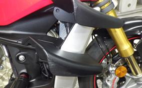 DUCATI STREETFIGHTER V4 S 2022