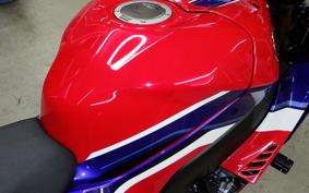 HONDA CBR1000RR RSP 2021 SC82
