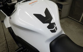 HONDA CBR650R 2023 RH03