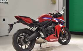 HONDA CBR650R E-Clutch 2025 RH17