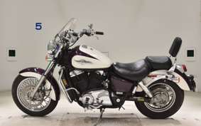 HONDA SHADOW 1100 CLASSIC 1995