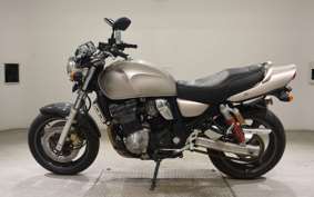 SUZUKI INAZUMA 1200 (GSX1200) 2000 GV76A