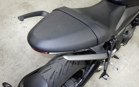 TRIUMPH TRIDENT 660 2023