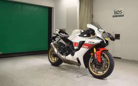 YAMAHA YZF-R1 2023