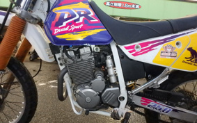 SUZUKI DR250 R SJ45A