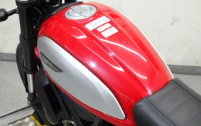 DUCATI  DUCATI  SCRAMBLER  ICON  2016 K102J