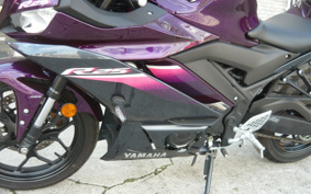 YAMAHA YZF-R25 RG74J