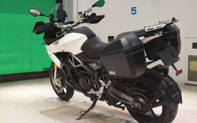 APRILIA CAPONORD 1200 2015