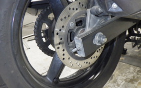 SUZUKI GSR250