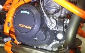 KTM 690 DUKE R 2014