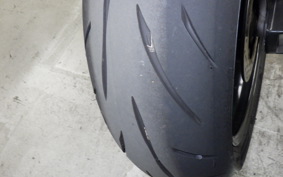 YAMAHA YZF-R1 2013