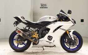YAMAHA YZF-R6 2018