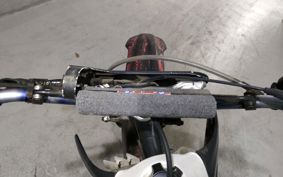HONDA CR125R JE01