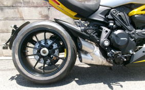 DUCATI DIAVEL 1260 2025 2G00