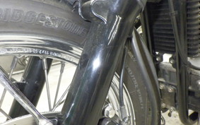 TRIUMPH BONNEVILLE T100 2005