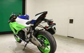KAWASAKI NINJA ZX-6R A 2025 ZX636J