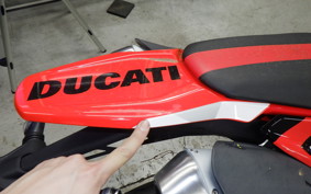 DUCATI HYPERMOTARD698 2024
