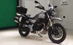 MOTO GUZZI V85 TT 2022
