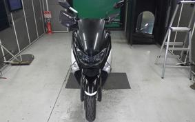 YAMAHA N-MAX