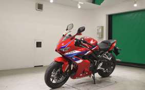 HONDA CB650R E-Clutch 2026 RH17