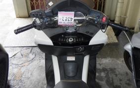 HONDA FORZA ZA 2011 MF10