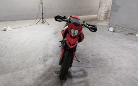 DUCATI  DUCATI  HYPERMOTARD 1100EVO B103AA