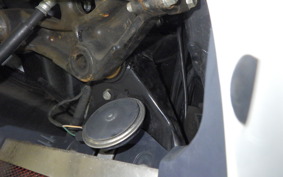 SUZUKI SKYWAVE 200 (Burgman 200)