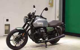 MOTO GUZZI V7 STONE 2022