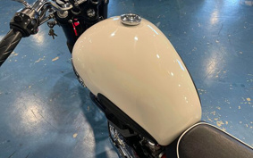 TRIUMPH BONNEVILLE T100 2012 TJ9157