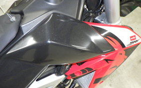 APRILIA SXV550 2006