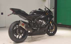 YAMAHA YZF-R1 2015