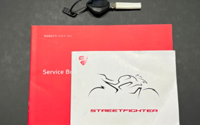 DUCATI STREET FIGHTER V2 2022 3F00