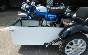 HONDA  MONKEY 125 SIDE-CAR 