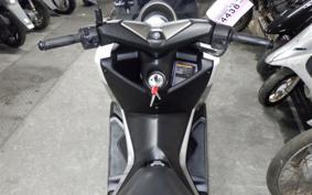 YAMAHA N-MAX SE86J