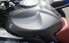 SUZUKI GIXXER 150