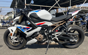 BMW S1000R 2023 0E51