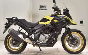 SUZUKI DL650 ( V-Strom 650 ) XTA 2022 C733A