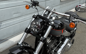 HARLEY FXBR 2023 YEZ