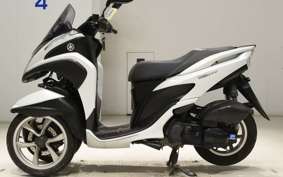 YAMAHA TRICITY 125 SE82J