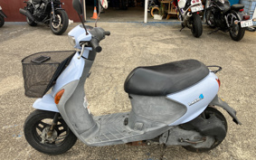 SUZUKI LET's 4 CA41A