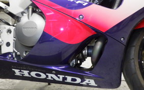 HONDA CBR900RR 3 2000
