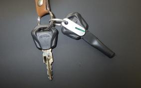 TRIUMPH TRIDENT 660 2025