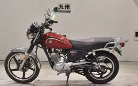 YAMAHA YB125SP 2016