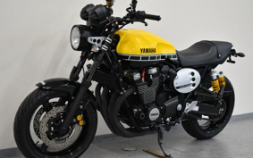 YAMAHA XJR1300 C 2017 RP19