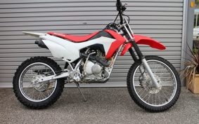 HONDA CRF125F JE03
