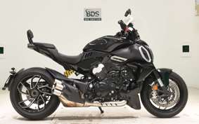 DUCATI DIAVEL V4 2023