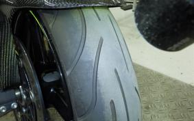 SUZUKI GSX-R600 2004