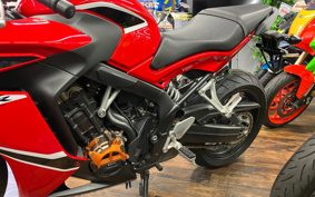 HONDA CBR650F 2018 RC83