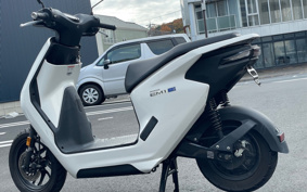 HONDA EM1 e: EF16